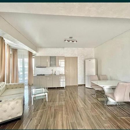 Apartament De Inchiriat Premium Twin Residence , Mamaia Kültér fotó
